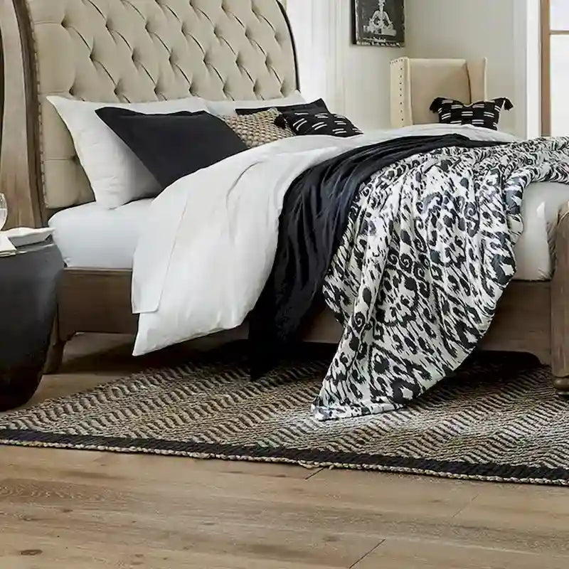 Dusty Taupe Upholstered King Sleigh Bed with Button-Tufted Headboard & Footboard – Farmhouse Style, Sleeps 1–2